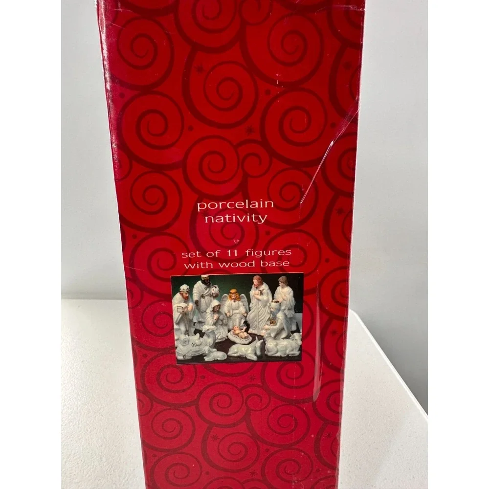 Vintage May Department Stores‎ Nativity Christmas 12 Figures Wood Base Read